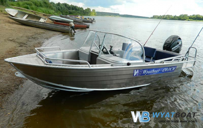 Wyatboat-430DCM